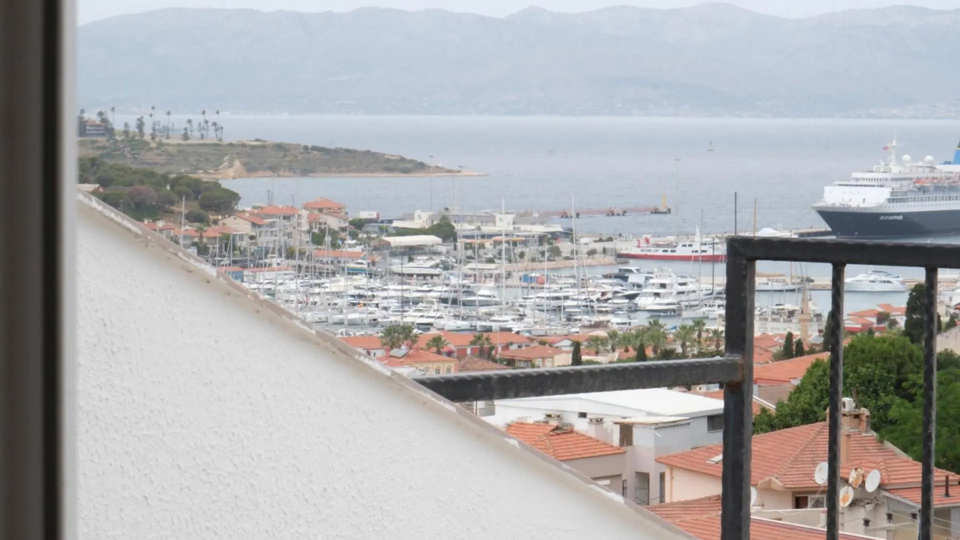 Διαμέρισμα Your Charming Sea View Penthouse In Çeşme Τουρκία